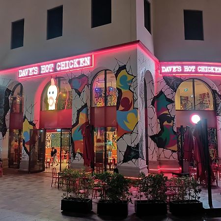The Aero Hostel Dubaj Zewnętrze zdjęcie
